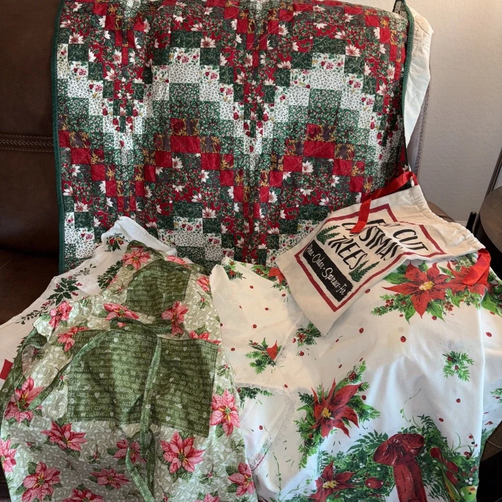 Vtg Christmas Linen Lot Kitchen Towel oval Table Cloth quilted throw apron